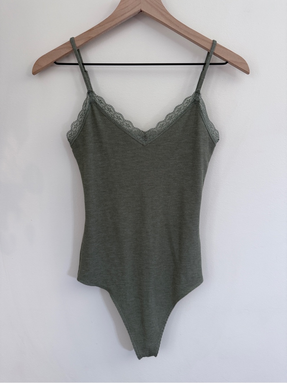 American Eagle Olive Green Waffle Knit Lace Trim Bodysuit Size Medium